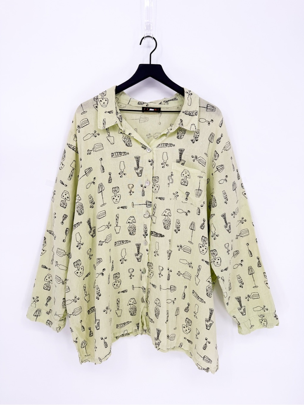 Fenini Linen Pottery and Lamp Doodle Print Button Front Top Green 2X